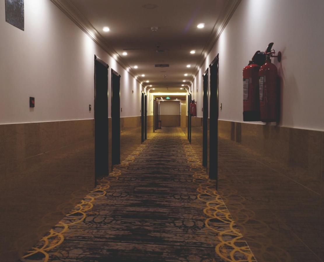 Lavona Tiba Hotel Dammam Exterior photo